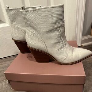 SARTO By Franco Sarto Textured Cream Heeled Boots